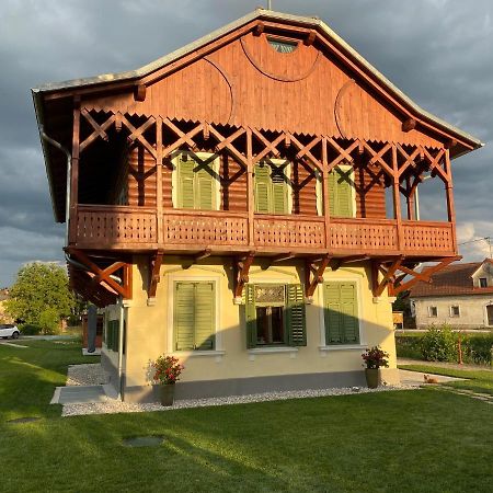 Villa Ruska Daca Liubliana Exterior foto